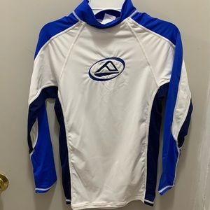 REEF long sleeve top